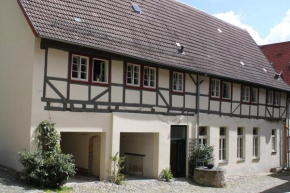 Гостиница Ferienwohnungen Im Alten Handelshof  Кведлинбург